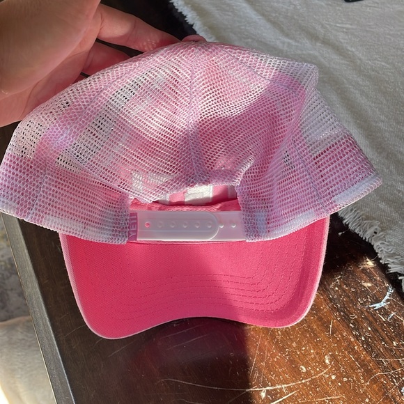 Pink Yeti Coolers Hat - Picture 3 of 3